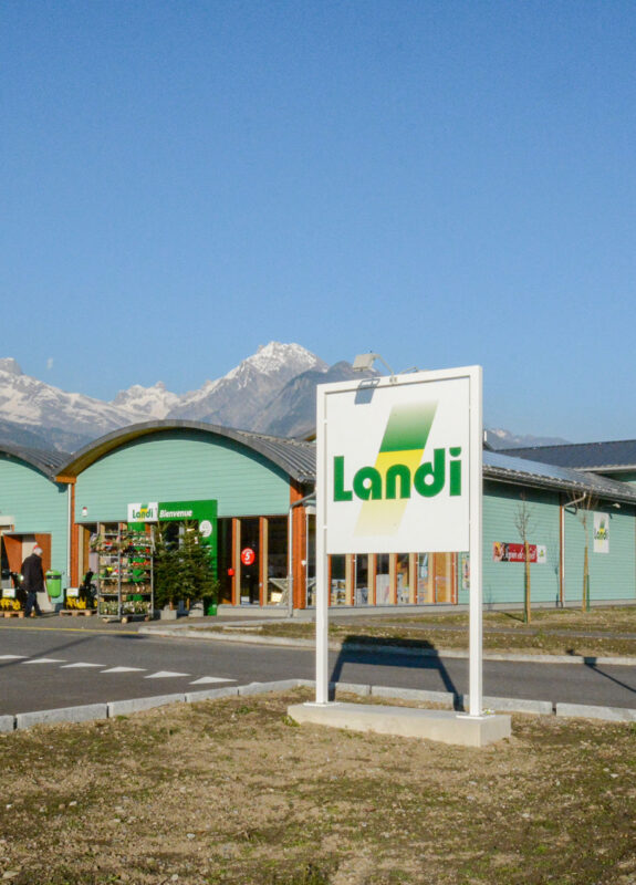 Verkaufsladen, fenaco société coopérative, Conthey VS