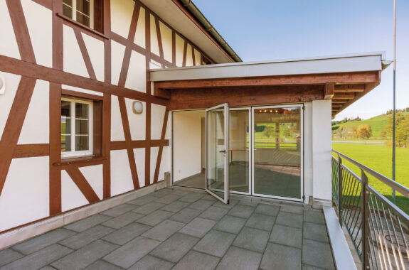 Wohnhaus und Besenbeiz, Umbau, Hütten ZH