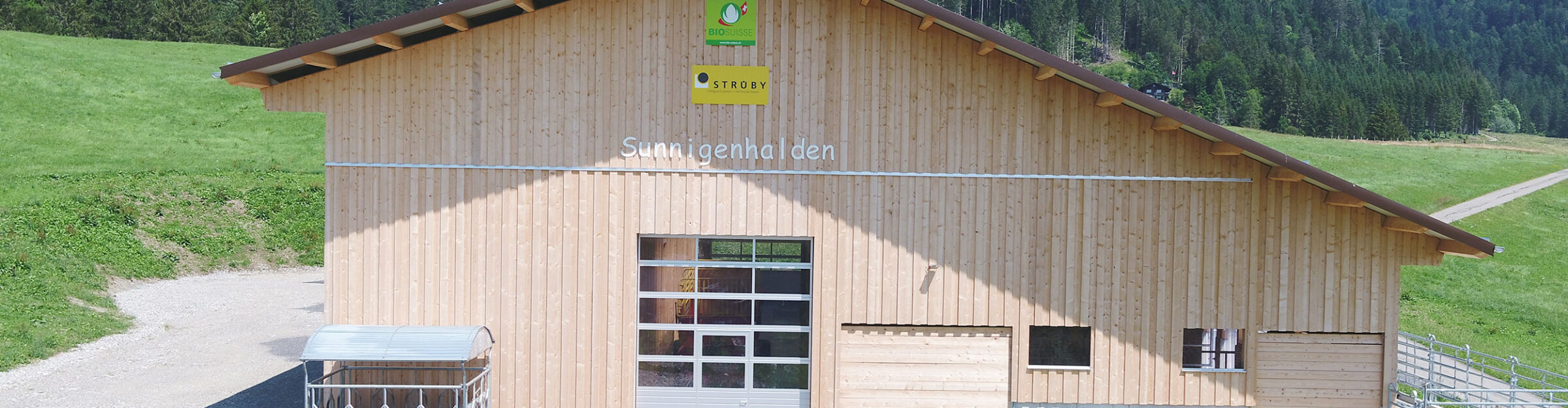 Laufstall mit Futterlagerung, Willerzell SZ