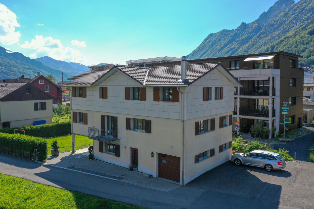 Mehrfamilienhaus, Umbau Dachstock, Brunnen SZ, Umbau Mehrfamilienhaus, Umbau Dachstock, Brunnen SZ, Umbau