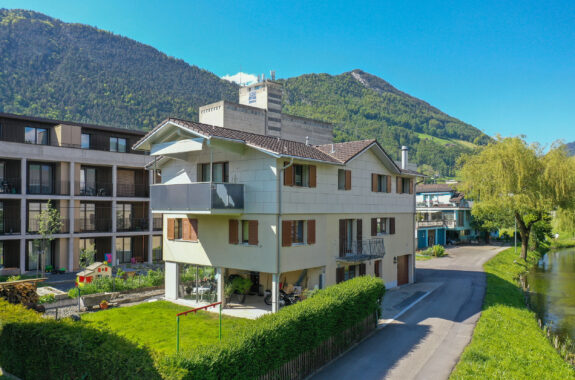 Mehrfamilienhaus, Umbau Dachstock, Brunnen SZ