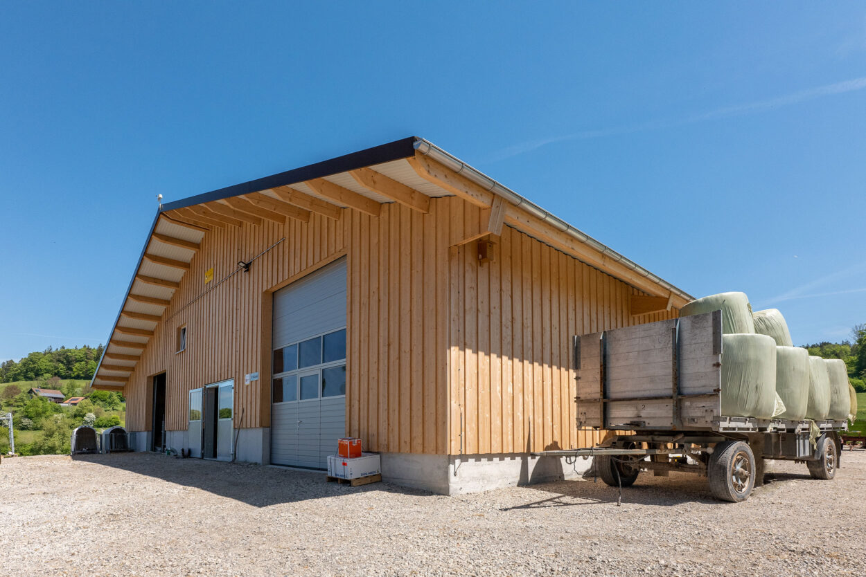 Milchviehstall, Tösstal ZH, Landwirtschaft Milchviehstall, Tösstal ZH, Landwirtschaft