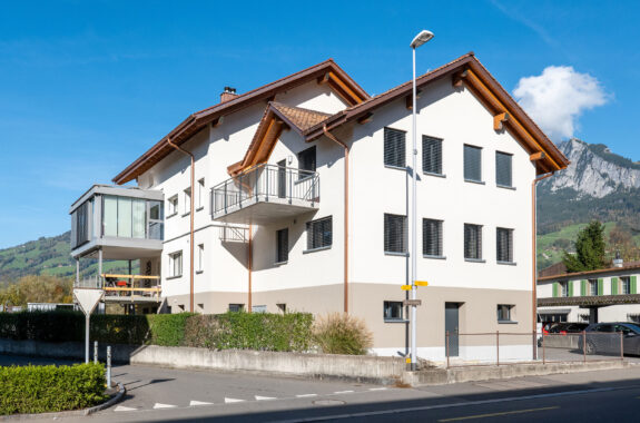 Mehrfamilienhaus, Um- und Anbau, Ibach SZ, Umbau Mehrfamilienhaus, Um- und Anbau, Ibach SZ