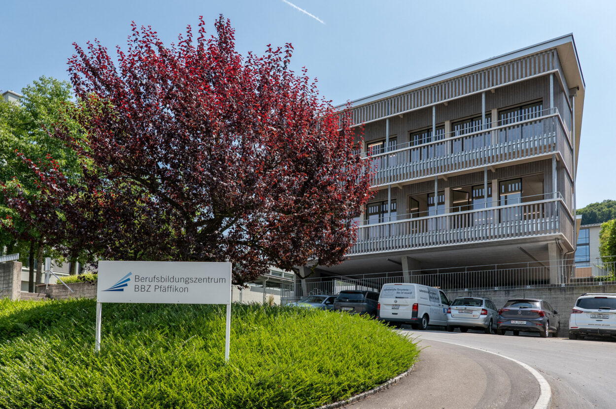 Schulgebäude für Pflegeberufe BBZ, Kanton Schwyz, Pfäffikon SZ