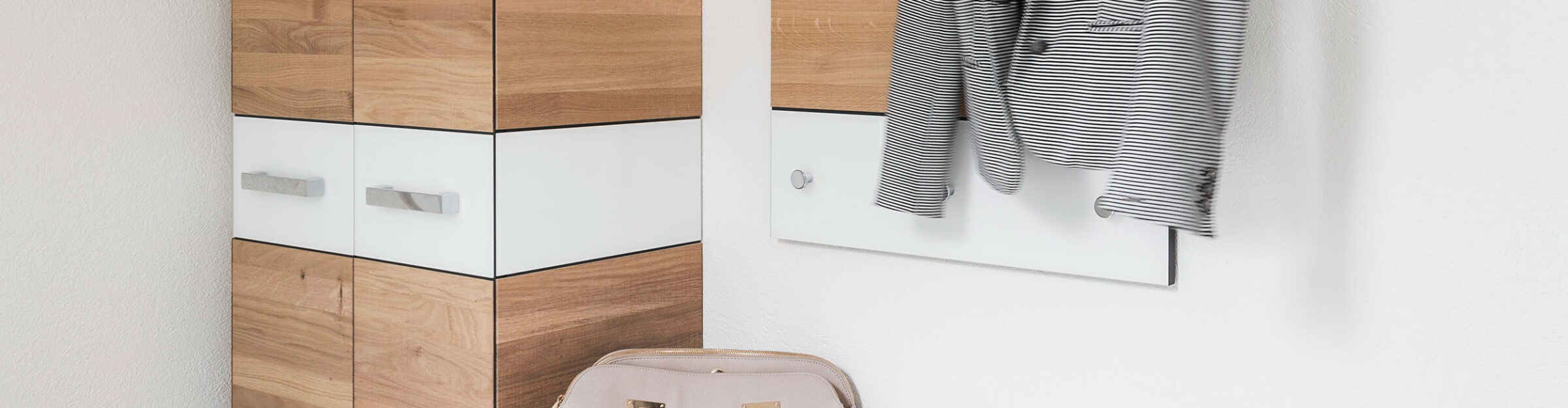 Einfamilienhaus, Anbau, Brunnen SZ, Garderobe