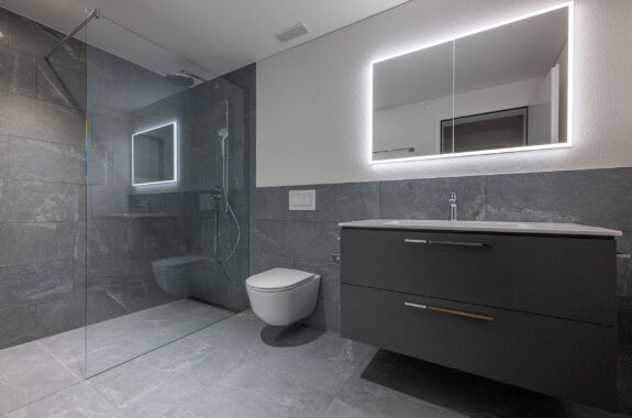 Mehrfamilienhäuser «Am Steg», Brunnen SZ, Badmöbel