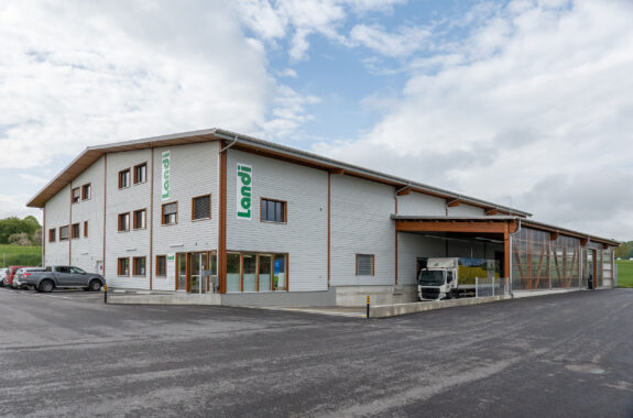 Agrarzentrum, LANDI Centre Broye Genossenschaft, Cugy LANDI-Bauten Agrarzentrum, LANDI Centre Broye Genossenschaft, Cugy