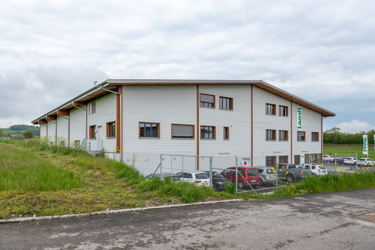 Agrarzentrum, LANDI Centre Broye Genossenschaft, Cugy LANDI-Bauten Agrarzentrum, LANDI Centre Broye Genossenschaft, Cugy LANDI-Bauten