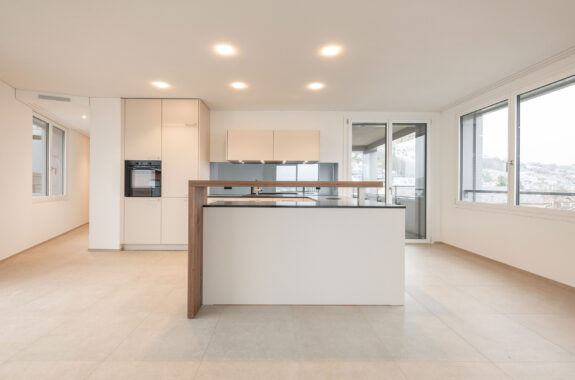 Mehrfamilienhaus, Ersatzneubau, Bäch SZ