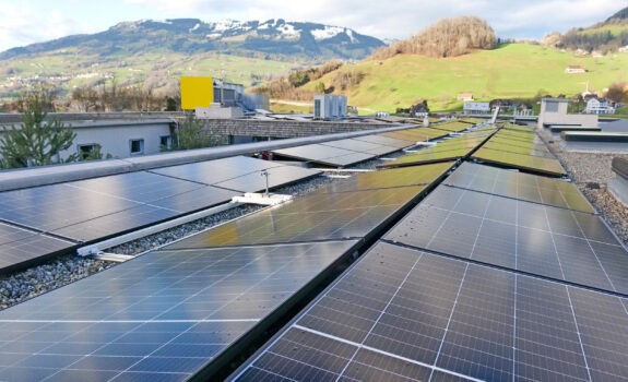 PV-Anlage Bürogebäude Steinbislin Seewen