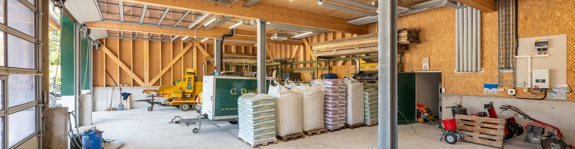 Gewerbegebäude, Rosafio Giovanni Gartenbau, Altendorf SZ