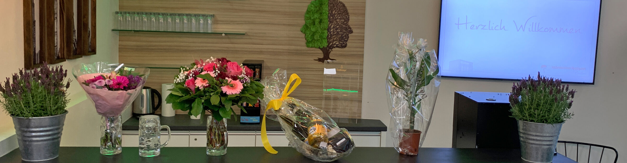 Holzpavillon, Hormann-Reisen GmbH, Augsburg DE