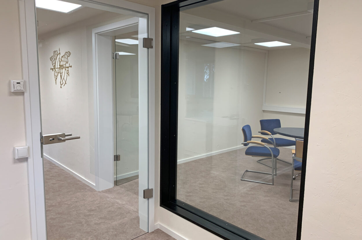 Holzpavillon, Hormann-Reisen GmbH, Augsburg DE