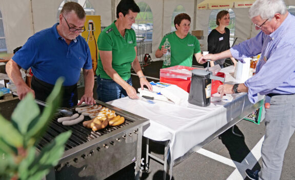 Geschäftszentrum Urmiberg GZU, Seewen SZ, Eröffnung
