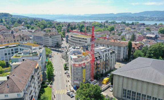 Wohn- und Geschäftshaus, Umbau und Aufstockung, Zürich