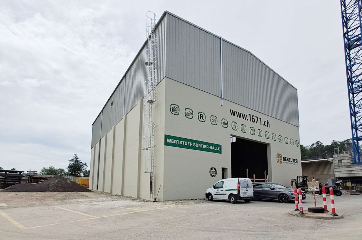 Wertstoffsortierhalle, Bereuter Holding AG, Volketswil