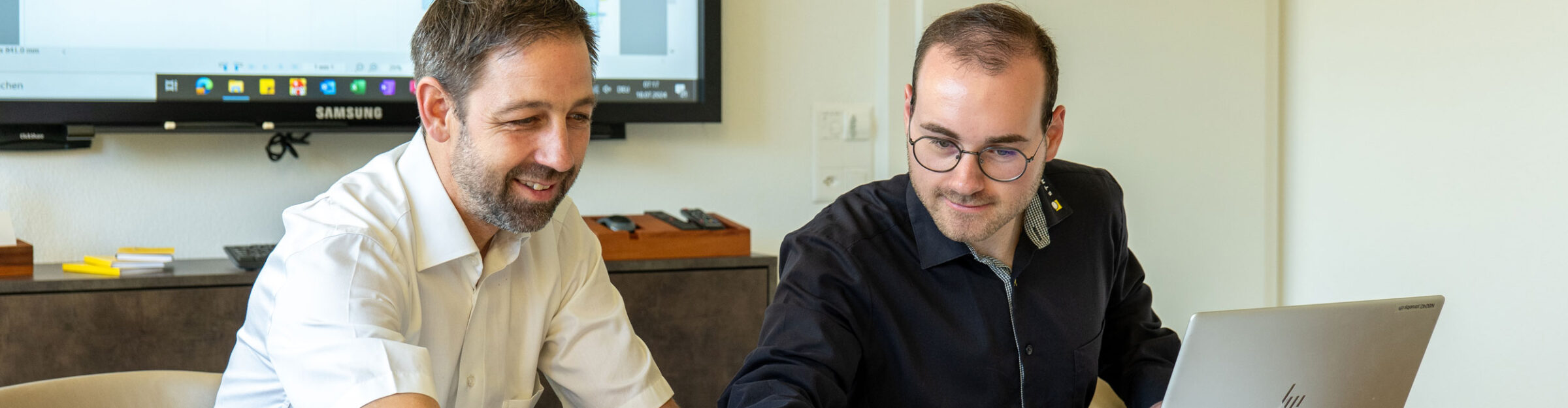 Strüby Unternehmungen Jobs Stelleninserat Fachplanung Schliesstechnik und Sicherheit, Projektleiter Fassadenbau Slider