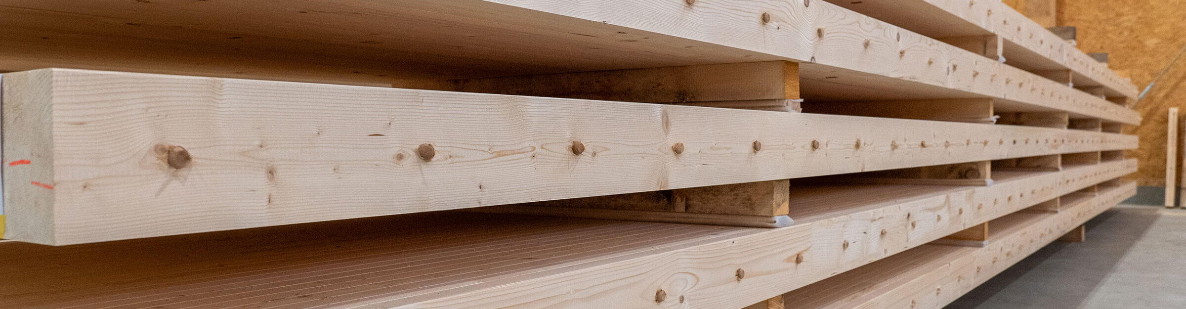 Strattura Naturholzdecken, Gedübelter Brettstapel