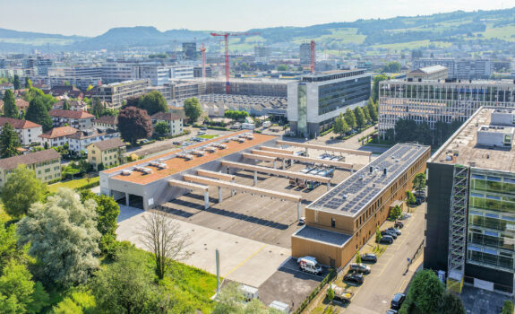 Gewerbegebäude, Zugerland Verkehrsbetriebe ZVB AG und RDZ, Zug ZG