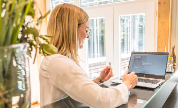 Strüby Stelleninserat Jobs Sachbearbeiter Kreditoren