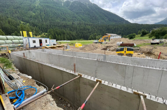 An- und Umbau Jungviehstall, Lavin GR