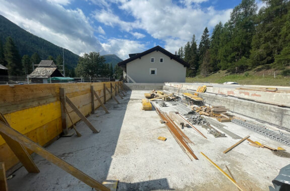 Geschäfts- und Wohnhaus, Ersatzneubau, Casty Transporte, Cinuos-chel GR