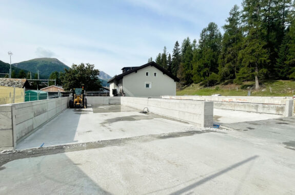Geschäfts- und Wohnhaus, Ersatzneubau, Casty Transporte, Cinuos-chel GR