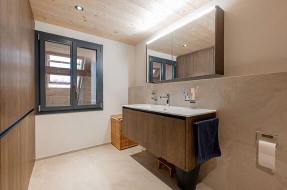 Innenausbau Badmöbel