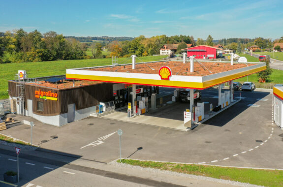 Tankstelle mit Shop, Artelia Suisse SA, Palézieux-Gare VD
