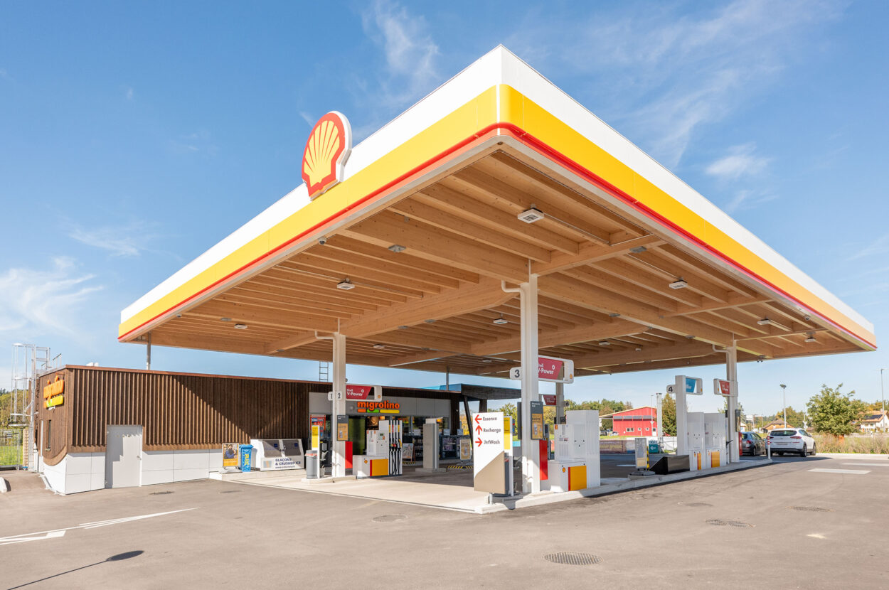 Tankstelle mit Shop, Artelia Suisse SA, Palézieux-Gare VD