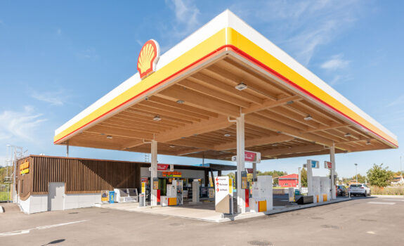 Tankstelle mit Shop, Artelia Suisse SA, Palézieux-Gare VD