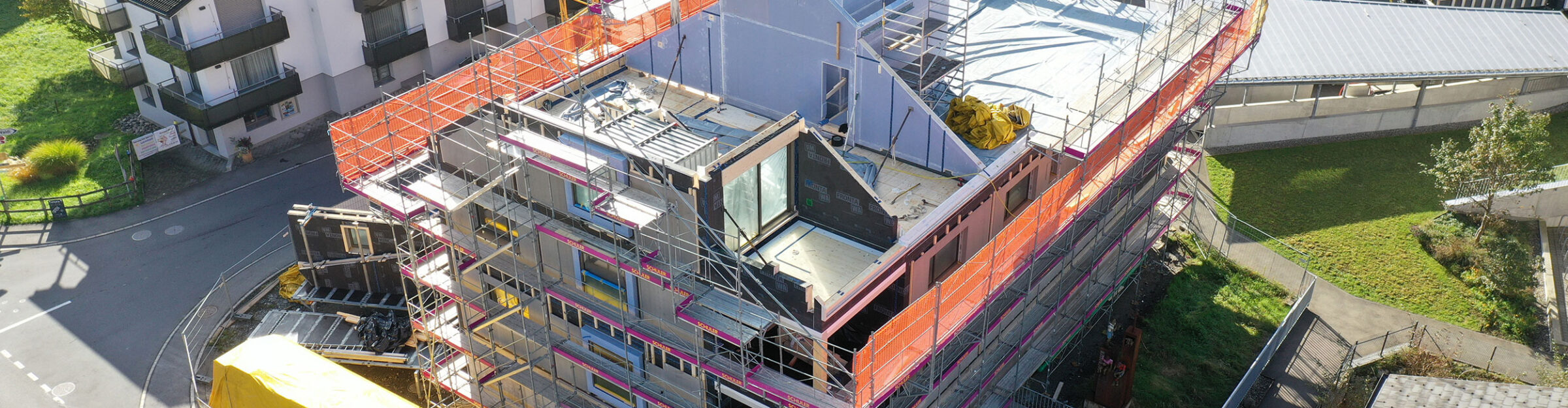 Mehrfamilienhaus Klewenstock, Emmetten NW Aufrichten