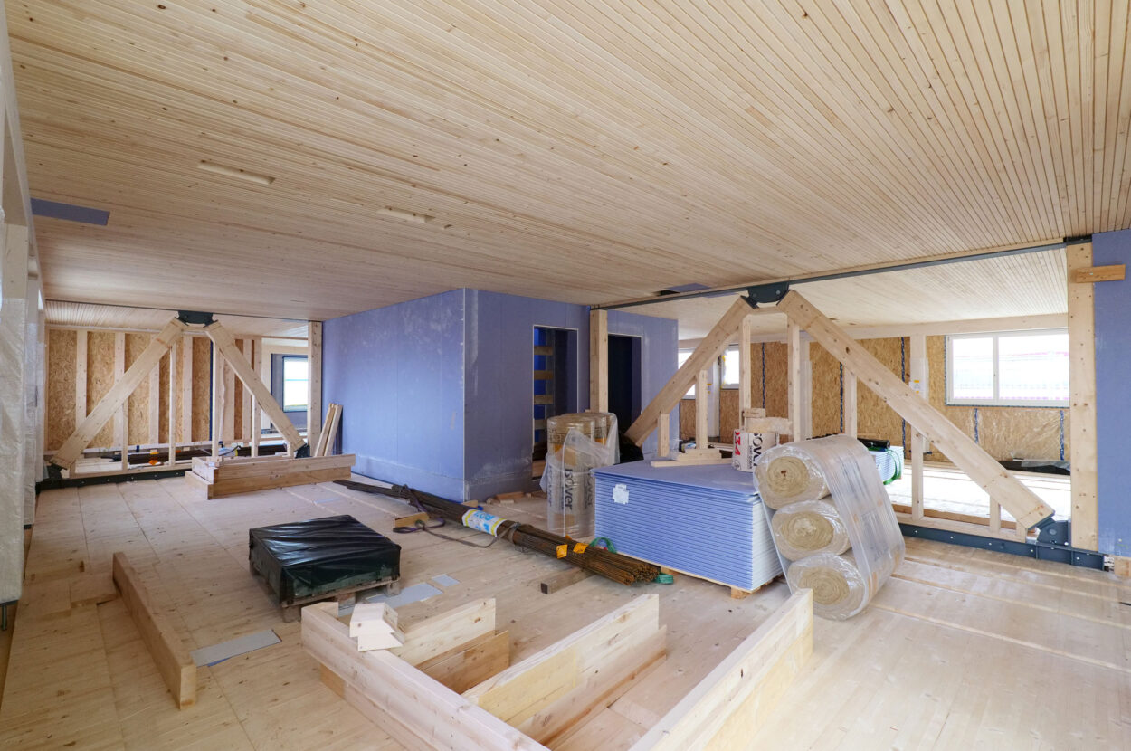 Mehrfamilienhaus Klewenstock, Emmetten NW Aufrichten