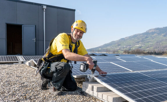 Strüby Stelleninserat Bauleitnder Solarteur mit PV-Planungserfahrung