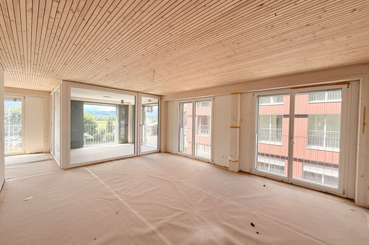 Mehrfamilienhäuser Schützenmattpark Inwil LU Innenausbau mit STRATTURA Brettstapeldecke